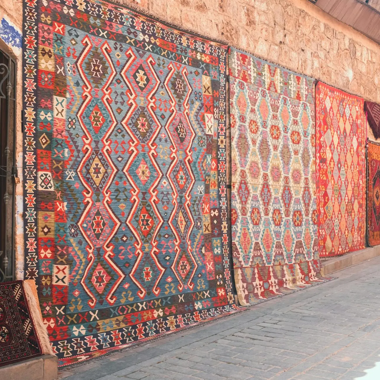 Handmade carpets and rugs image